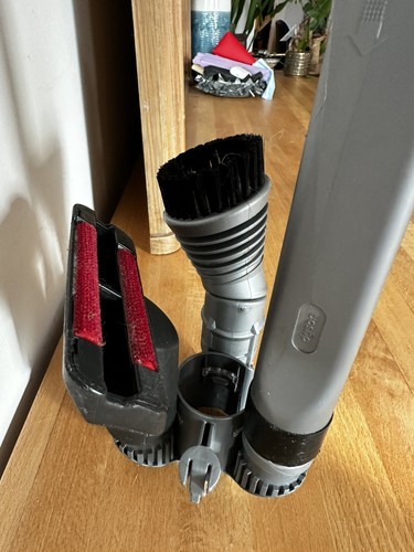 Dyson dc08 accessories - dyson,