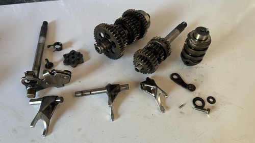 Honda cbf125 engine gearbox - engine,