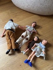 Family miniature - a,