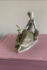 Vintage Lladro Shepherdess Girl with Dove figurine