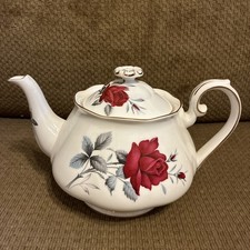 Teapot ~Sweet Romance~ Royal Albert~ Bone China England Vintage
