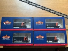 4x Bachmann 38-133 Load haul Seacow Hopper