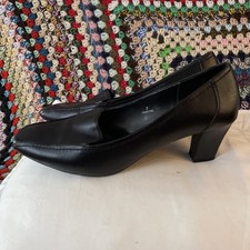 Ladies Footglove Marks And