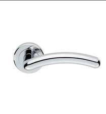 Carlisle Brass Noxia Lever On Rose Polished Chrome Door Handel