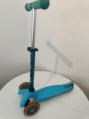 Mini micro deluxe scooter used - micro,