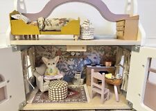 Dolls House 