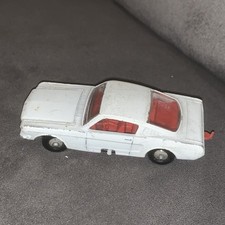 P541-MATCHBOX LESNEY No8E FORD
