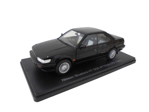 Nissan bluebird sss - sss, attesa