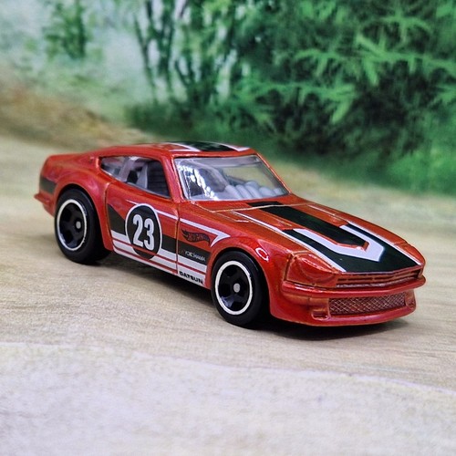 Hot wheels datsun 240z - hot,