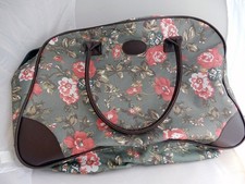 Cotton Traders Weekend Bag With Matching Makeup Bag. Floral Design. Never Used