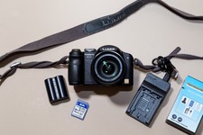 Panasonic LUMIX DMC-FZ8 7.2MP
