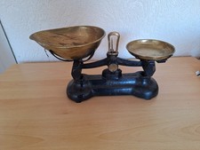 Vintage Cast Iron Libra