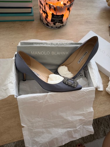 Manolo blahnik hangisi - blahnik,