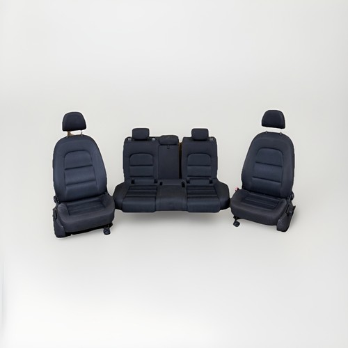 Audi front back seats - b8, front+back