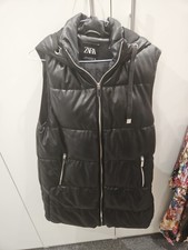 Zara Women’s Black Puffer