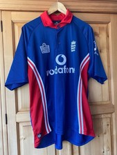 Vintage Men’s 2000 - 2002