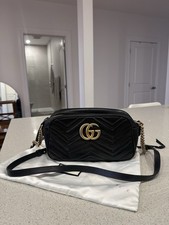 Gucci Marmont Matelasse Camera