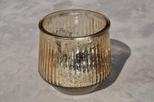 Vintage Ribbed Speckled Lustre