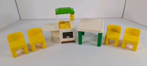 Vintage little tikes dollhouse - tikes,