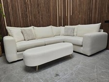 Designer Lola RHF Corner Sofa In Pearl Cosy Boucle RRP-£3099