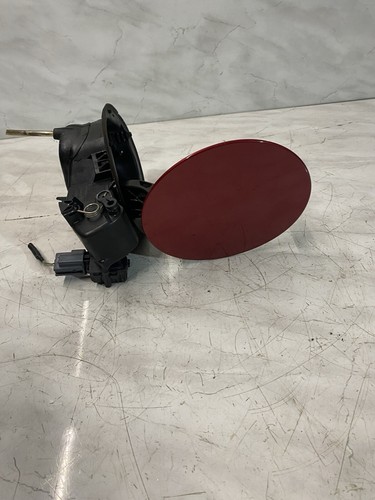 Jaguar fuel filler - xe,