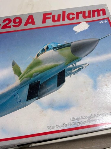 Revell mig a - revell,