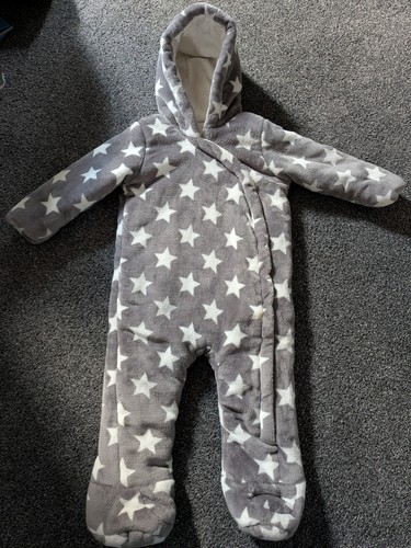 Fully padded grey pram - padded,