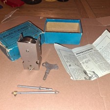 MECCANO AEROPLANE CONSTRUCTOR"AERO 2" CLOCKWORK MOTOR(LINKAGES/BOX/INSTRUCTIONS)