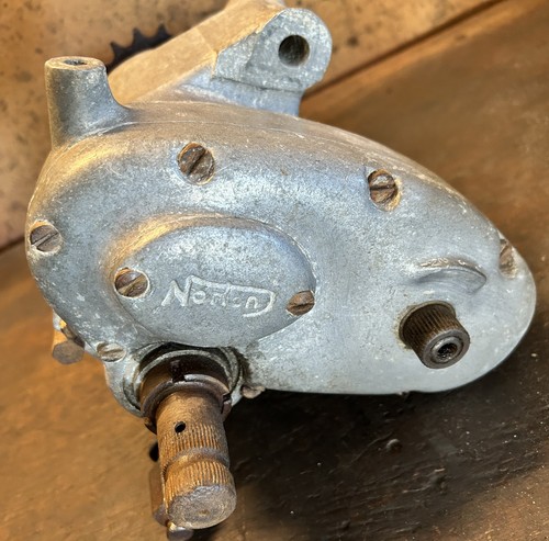 Norton laydown gearbox - , plunger
