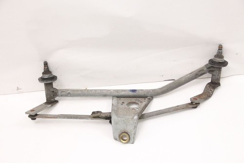 Windshield wiper linkage
