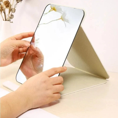 Portable travel mirror - travel,
