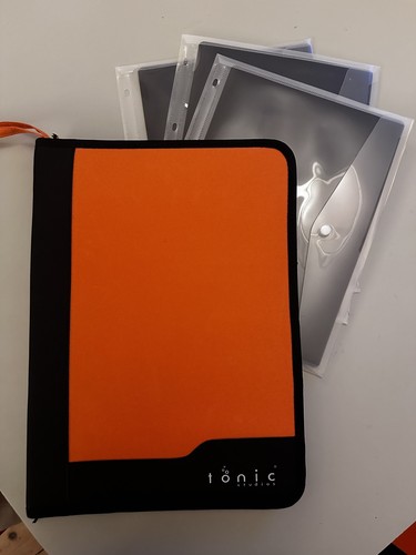 Tonic die folder with - die,