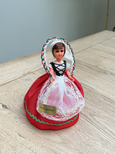Vintage national costume doll - national,
