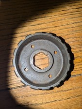 Triumph clutch centre