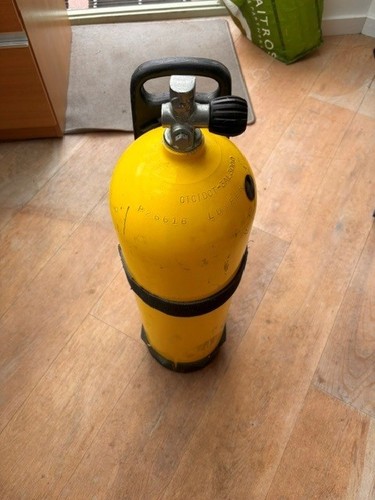 Scuba diving cylinder - diving,