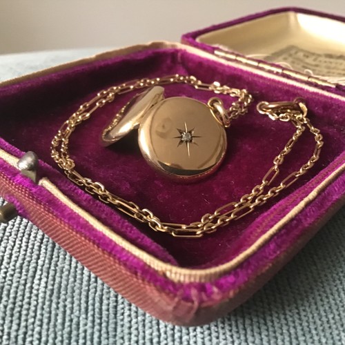 Fine antique 9ct yellow gold - fine,