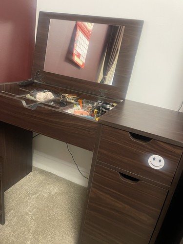 Modern dark wood dressing - wood,