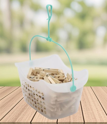 Peg basket with pegs 102 - with,
