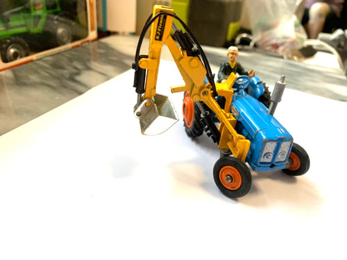 Corgi farm fordson super - corgi.1:43.farm.fordson,