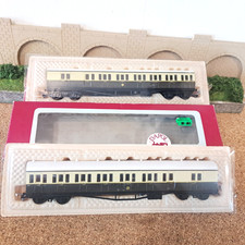 DAPOL OO GAUGE  E22 G.W.R. SUBURBAN COACHES X 2   FREE POST