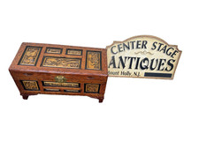 65684 Oriental Storage Blanket