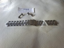 SEIKO 22mm WITH CURVED COLLARS