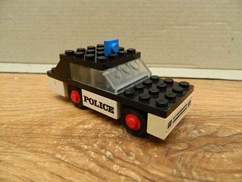 Lego town 611 police car - town,