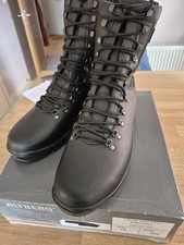 Altberg Field and Fell Size 13