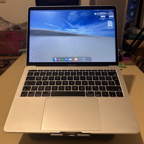 2016 macbook pro - pro, a1708