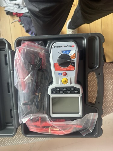 Megger mit420 insulation and - megger, mit420/2