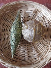 2 Luxury Christmas Tree Decorations - Gold/Green