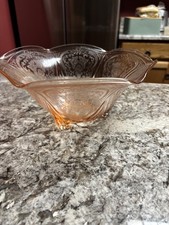Vintage Pink Depression Glassware - Bowl