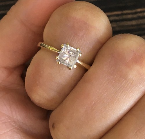 Stunning carat yellow - 💗stunning, 18
