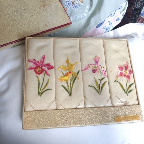 Vtg 50s 60s boxed set - vtg,